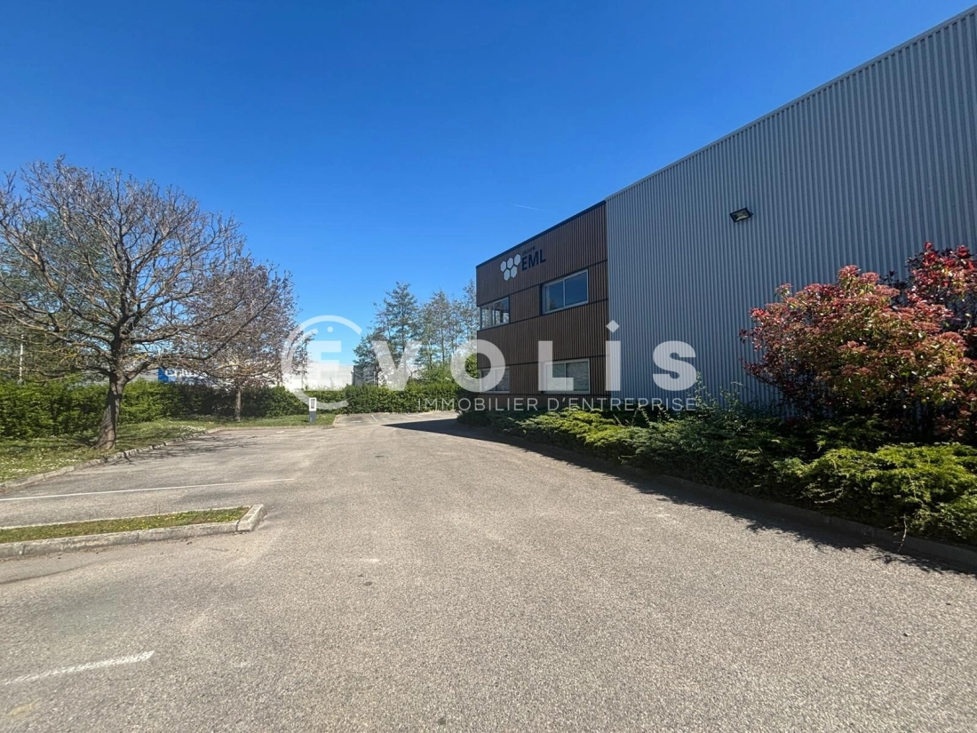 Photo 5 – location Entrepôts / activités	BOURGOIN JALLIEU (38300)