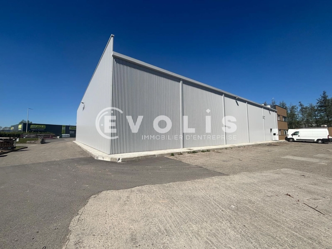 Photo 7 – location Entrepôts / activités	BOURGOIN JALLIEU (38300)