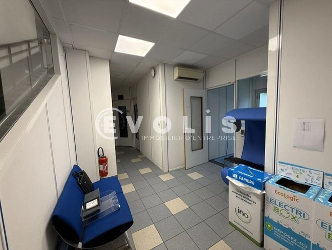 Photo 4 – location Entrepôts / activités	BERNIN (38190)