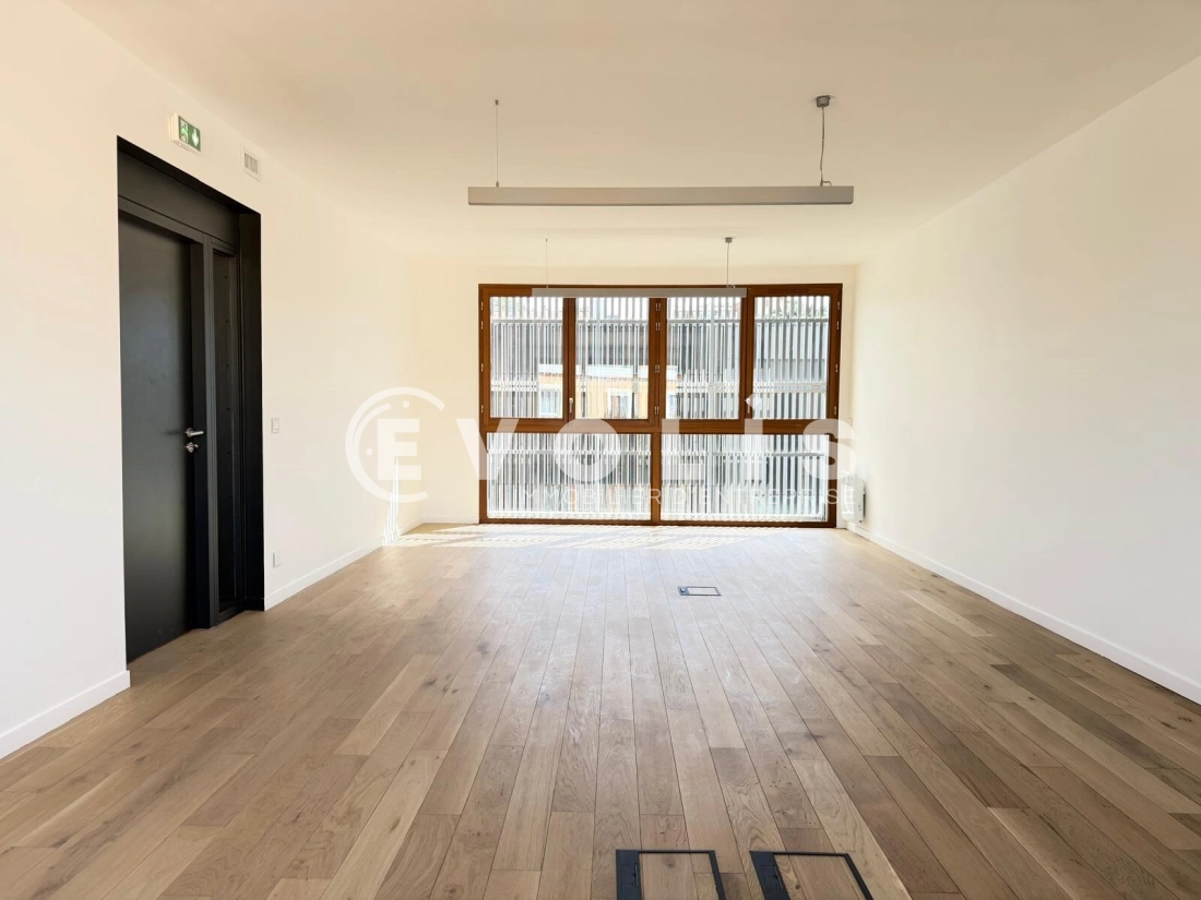 Photo 3 – location bureaux	IVRY SUR SEINE (94200)