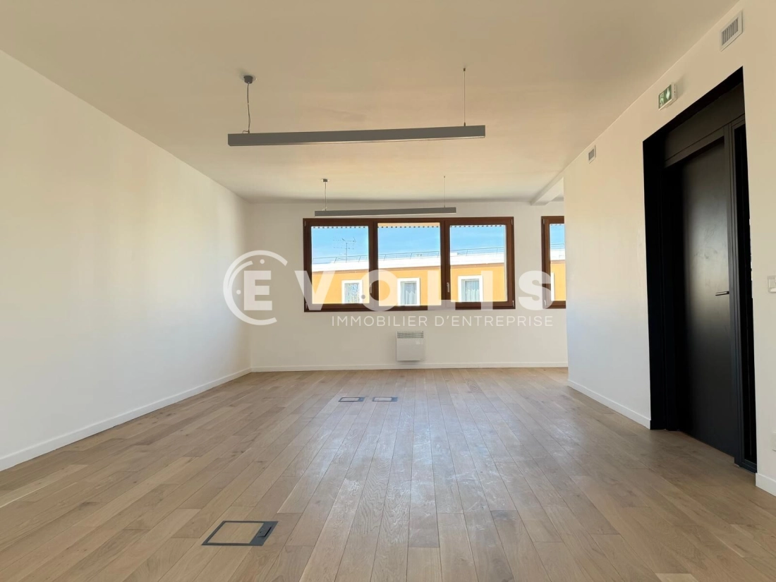 Photo 15 – location bureaux	IVRY SUR SEINE (94200)