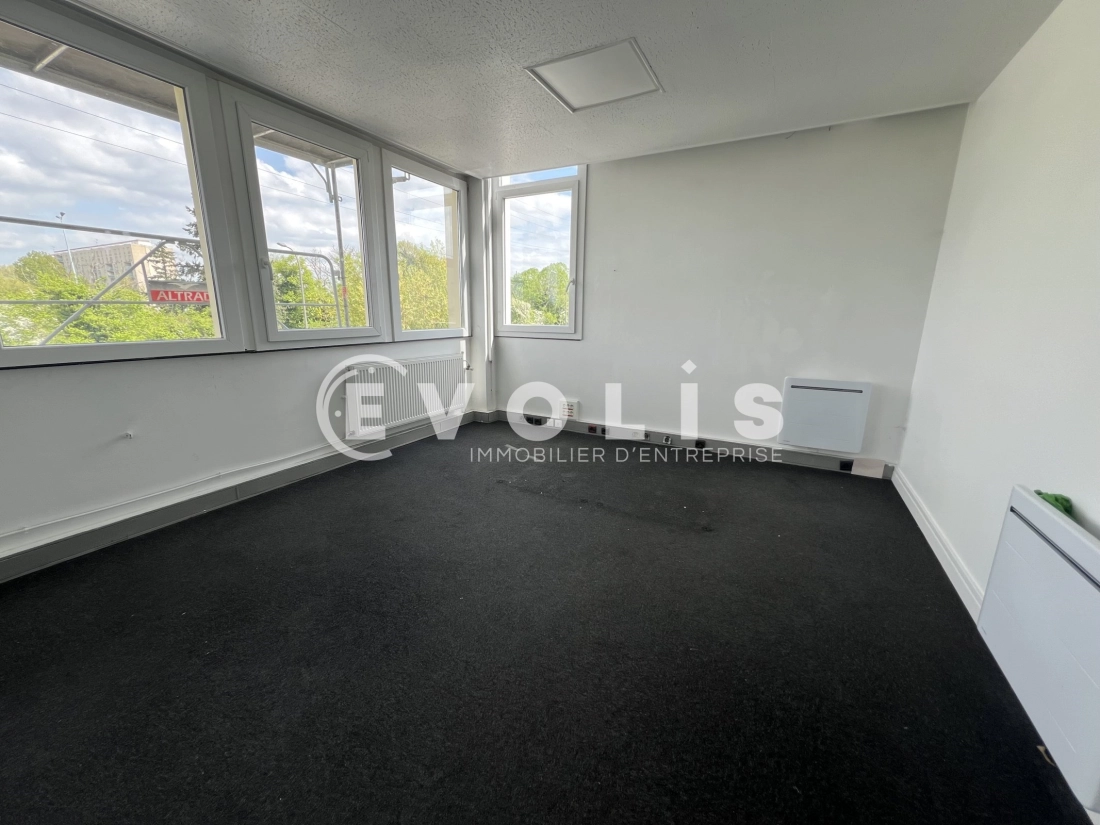 Photo 14 – location Entrepôts / activités	ROSNY SOUS BOIS (93110)