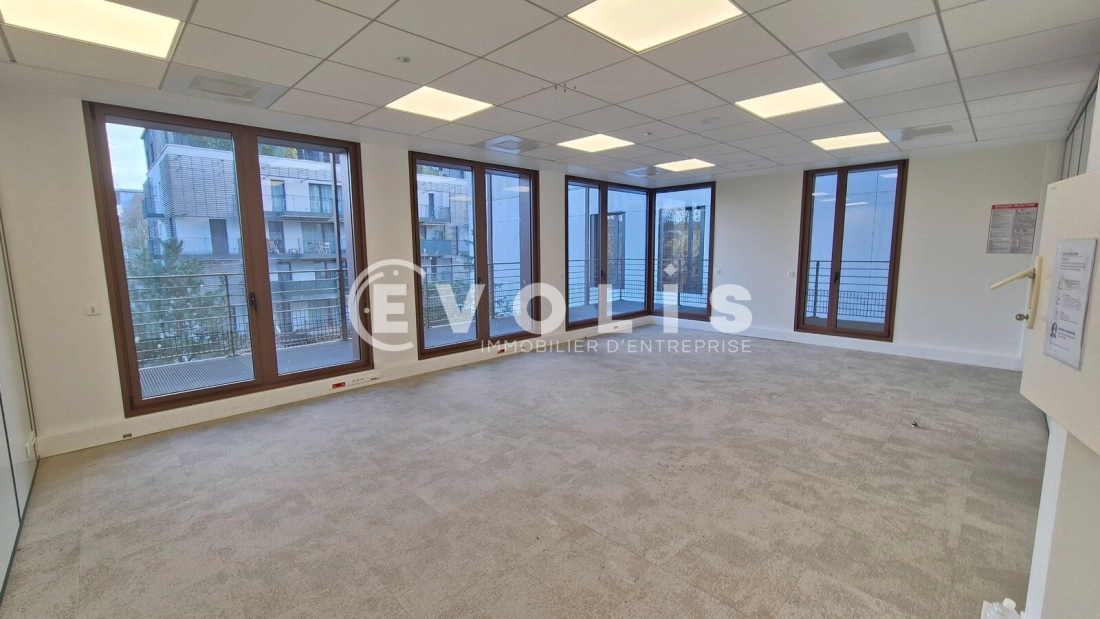 Photo 4 – vente bureaux	MONTEVRAIN (77144)