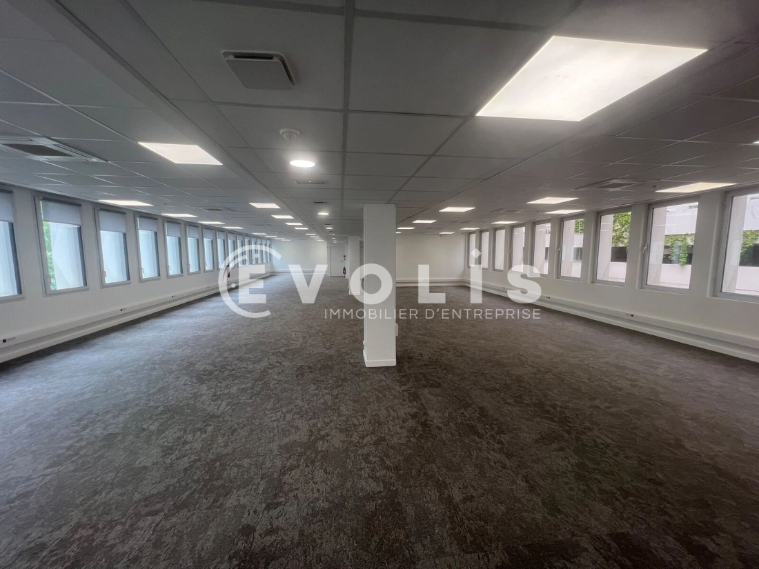 Photo 3 – location bureaux	CHARENTON LE PONT (94220)