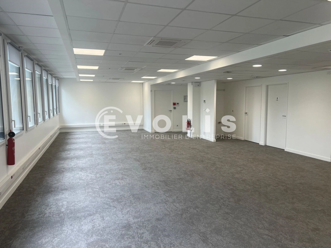 Photo 4 – location bureaux	CHARENTON LE PONT (94220)