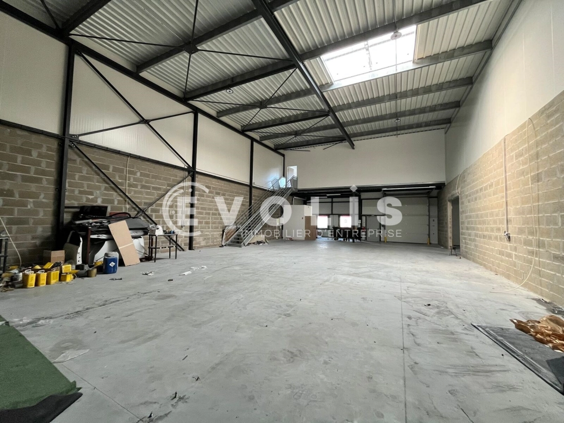 Photo 3 – location Entrepôts / activités	TRESSES (33370)