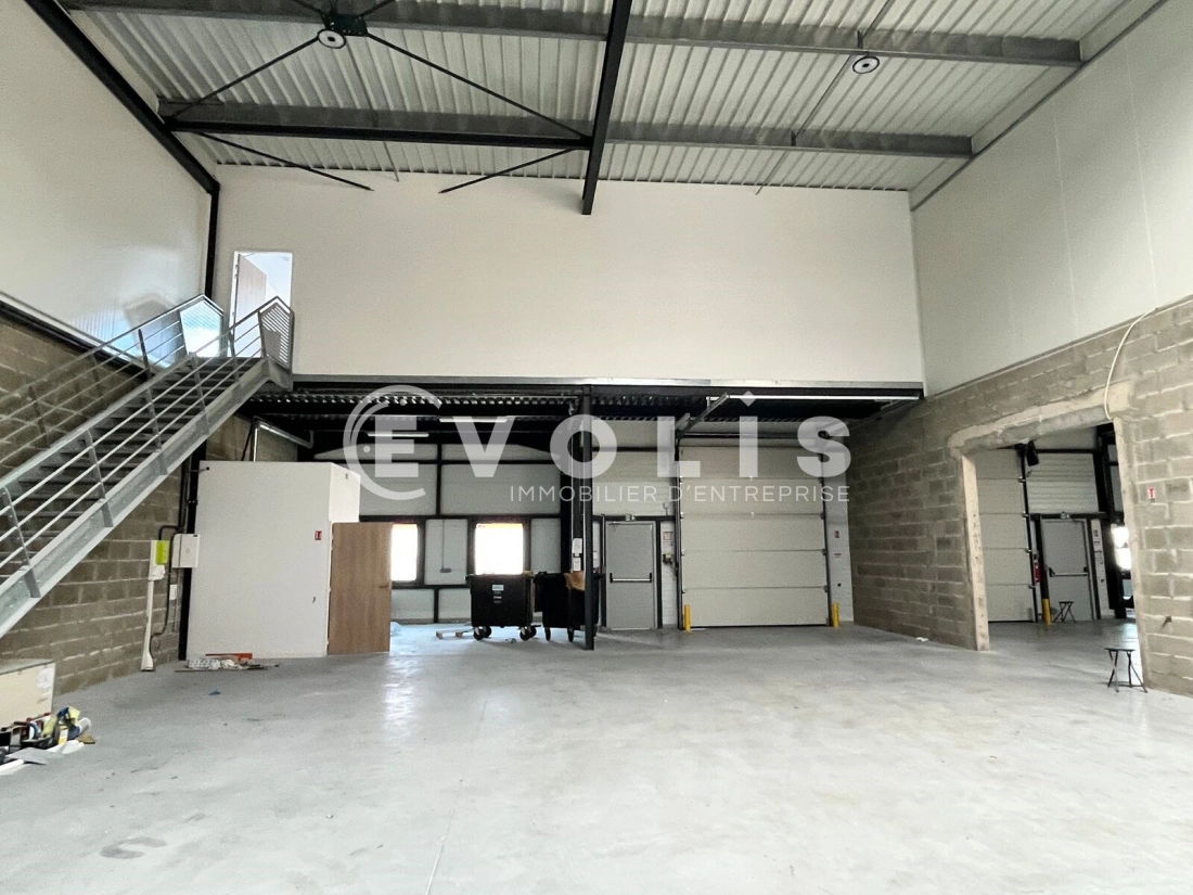 Photo 5 – location Entrepôts / activités	TRESSES (33370)
