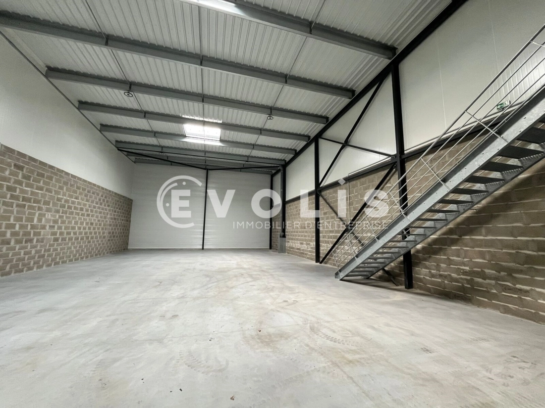 Photo 8 – location Entrepôts / activités	TRESSES (33370)