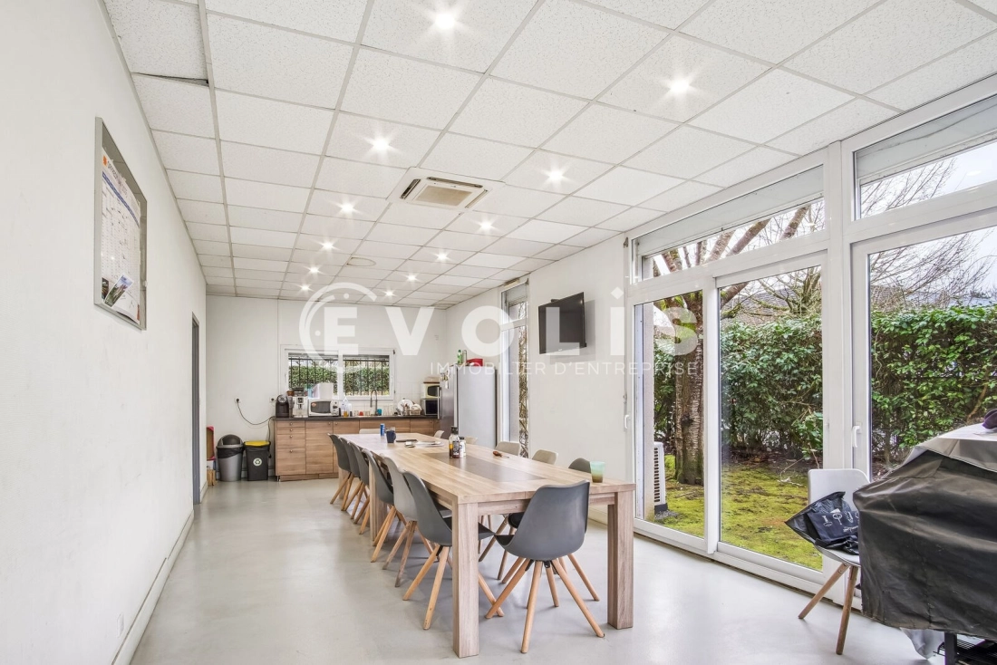 Photo 13 – location bureaux	BAILLY ROMAINVILLIERS (77700)