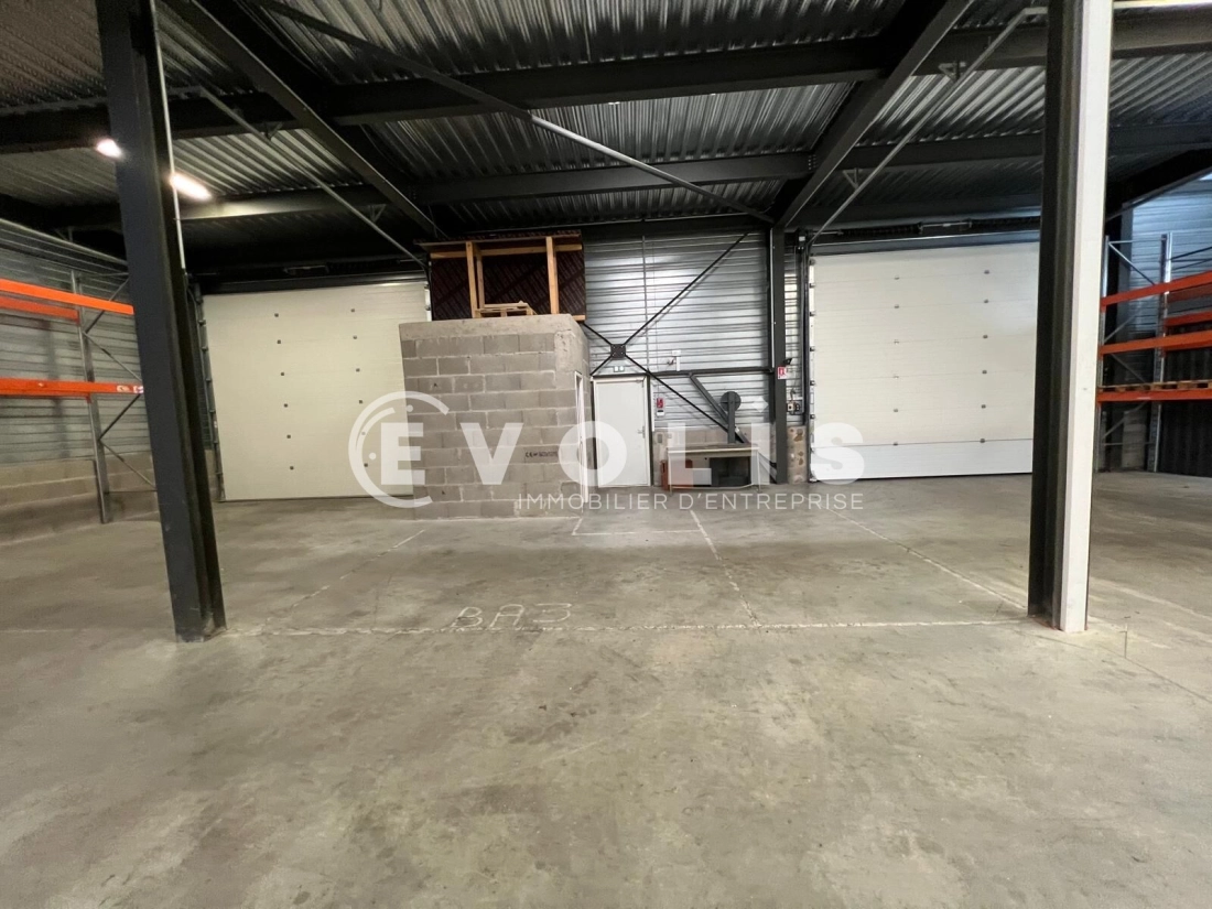 Photo 10 – location Entrepôts / activités	BELLEVILLE-EN-BEAUJOLAIS (69220)