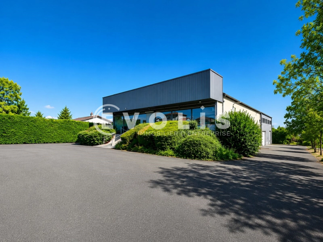 Photo 1 – location Entrepôts / activités	BELLEVILLE-EN-BEAUJOLAIS (69220)