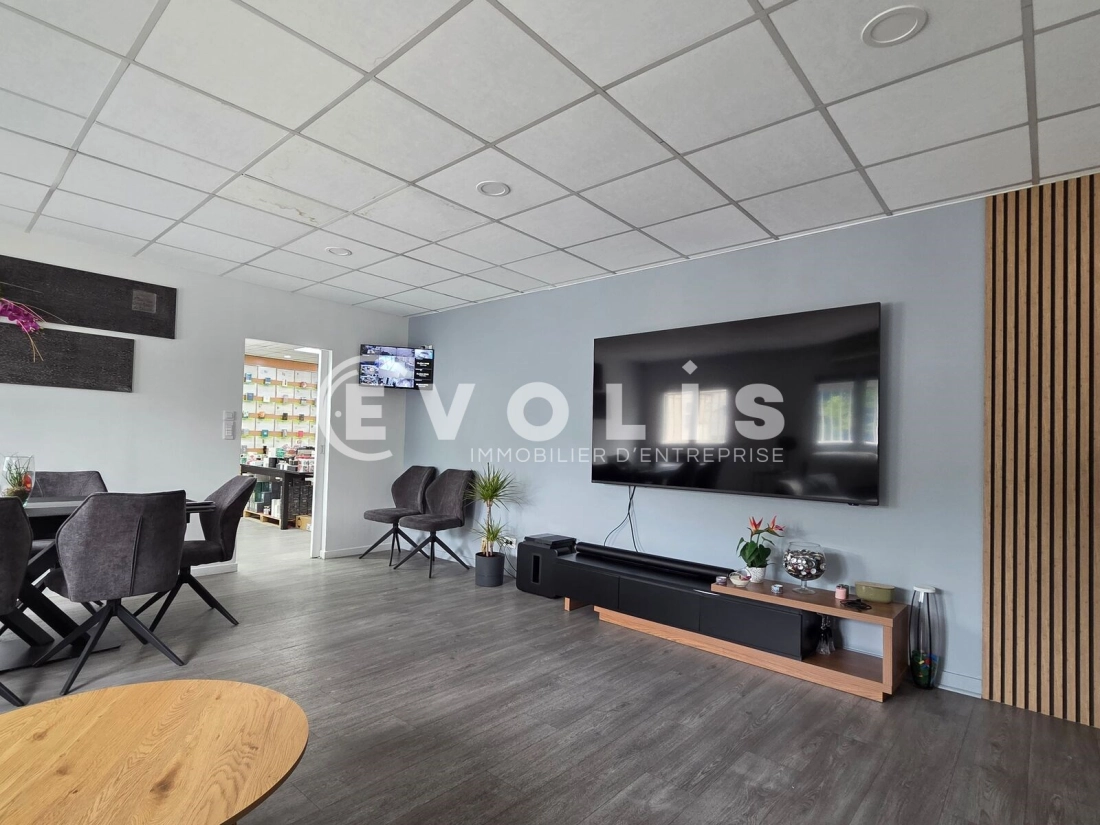 Photo 7 – vente Entrepôts / activités	CHOISY LE ROI (94600)