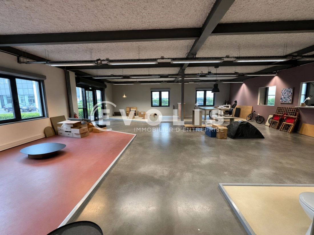 Photo 9 – location Entrepôts / activités	VILLEFRANCHE SUR SAONE (69400)