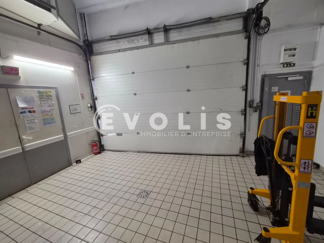 Photo 1 – location Entrepôts / activités	MONTREUIL (93100)