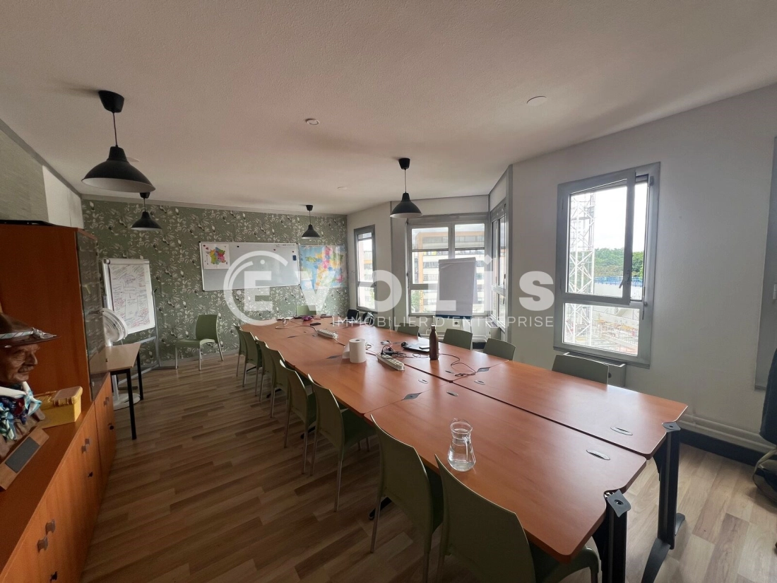 Photo 8 – vente bureaux	NOISY LE GRAND (93160)