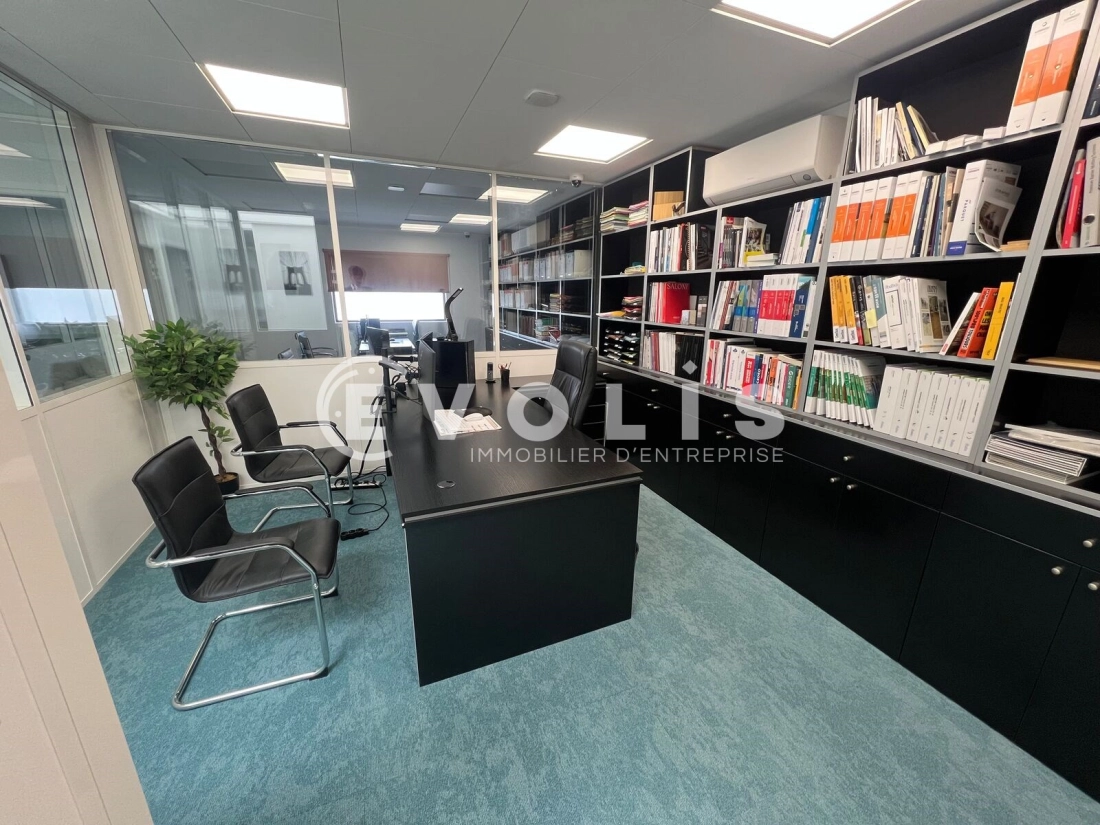 Photo 6 – vente Entrepôts / activités	SAVIGNY LE TEMPLE (77176)
