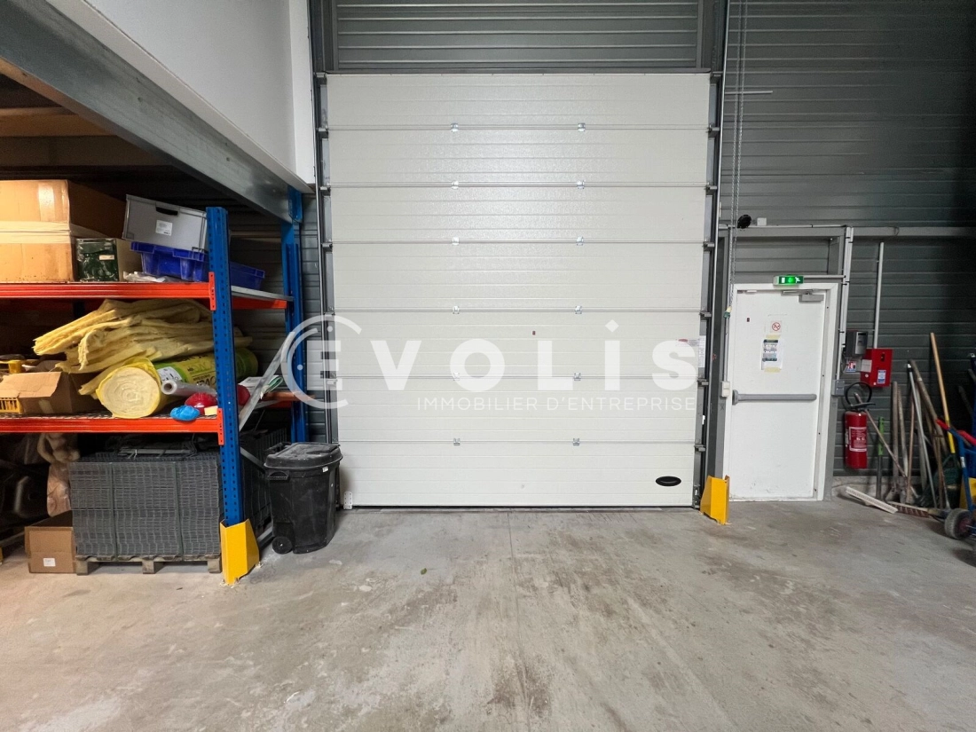 Photo 4 – vente Entrepôts / activités	SAVIGNY LE TEMPLE (77176)