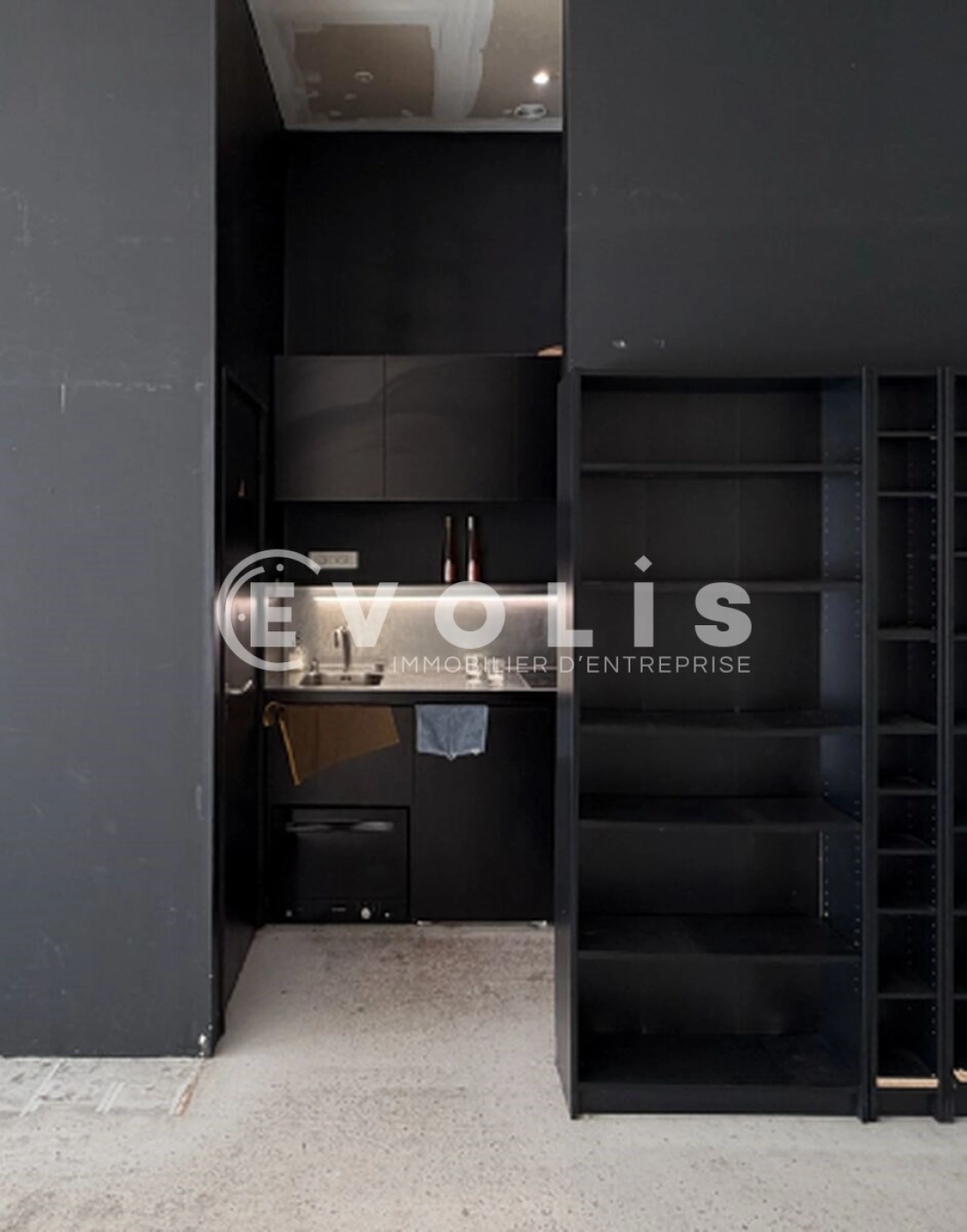 Photo 9 – location Locaux commerciaux	PARIS (75018)