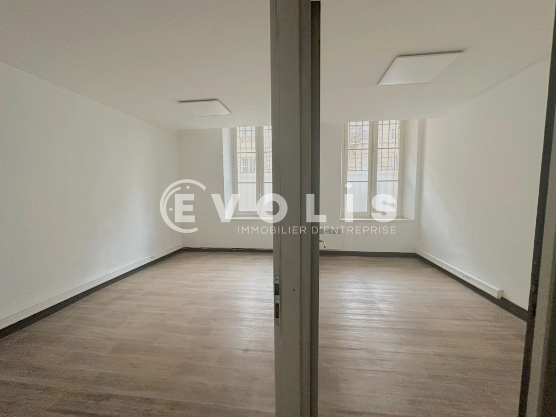 Photo 2 – location bureaux	BORDEAUX (33000)