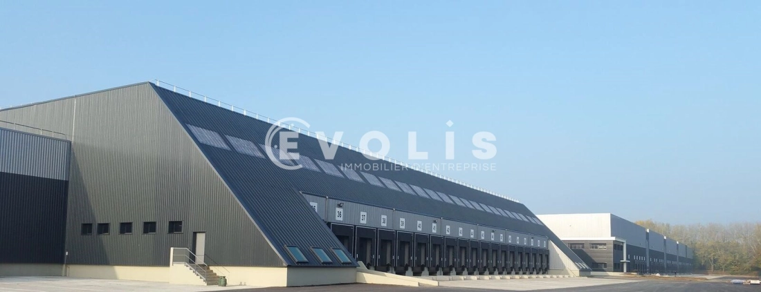 Photo 2 – location Entrepôts / activités	EMERAINVILLE (77184)