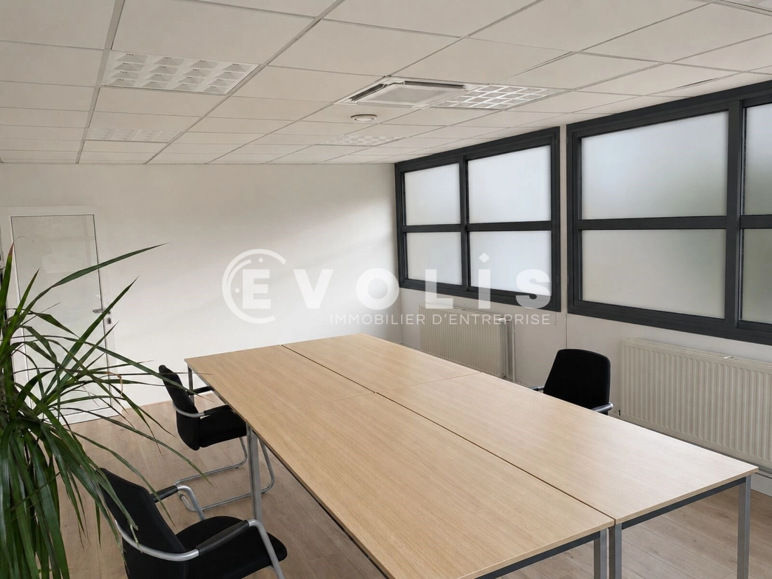 Photo 1 – location bureaux	DURY (80480)