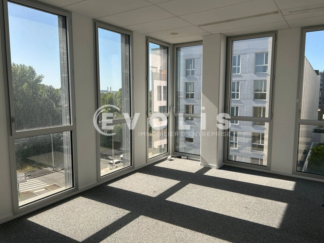 Photo 3 – location bureaux	BORDEAUX (33300)