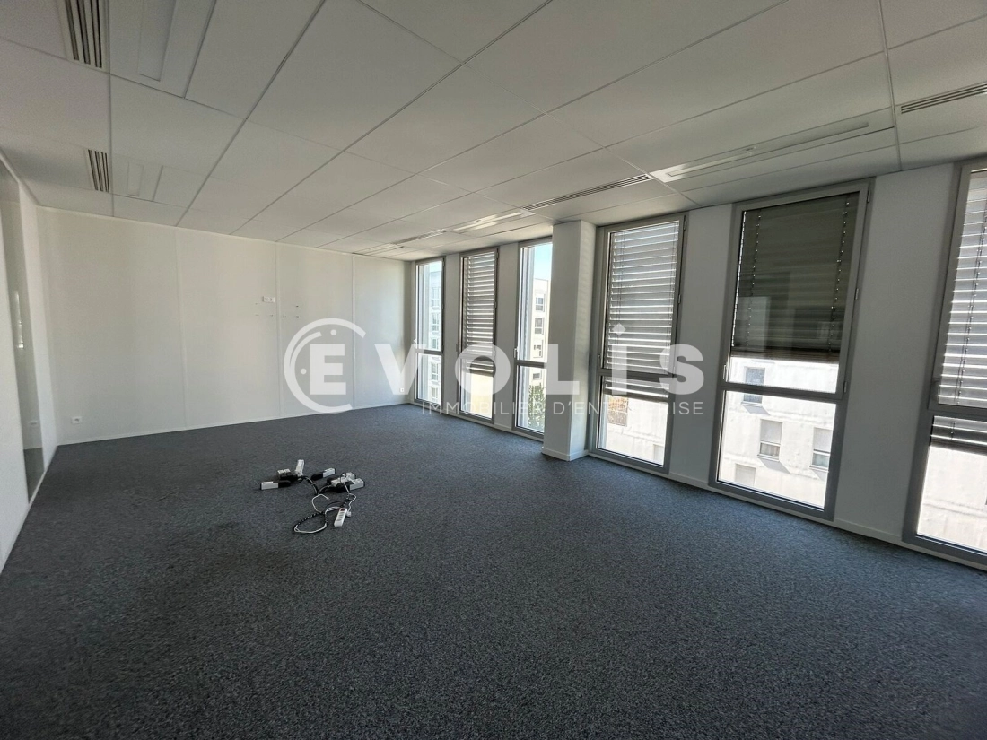 Photo 8 – location bureaux	BORDEAUX (33300)