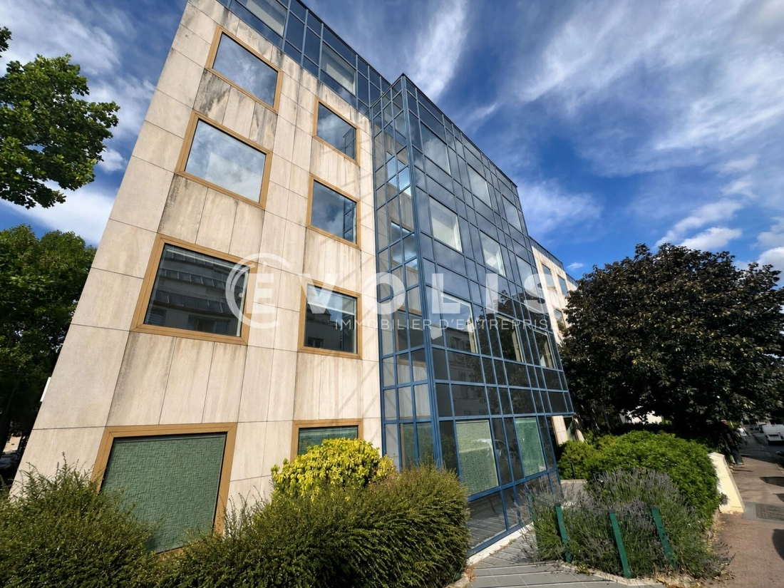 Photo 1 – vente bureaux	SURESNES (92150)