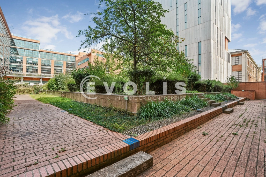 Photo 2 – vente bureaux	IVRY SUR SEINE (94200)