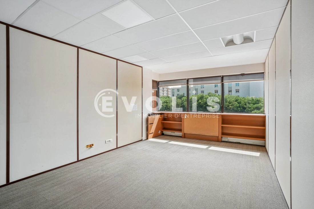 Photo 13 – vente bureaux	IVRY SUR SEINE (94200)