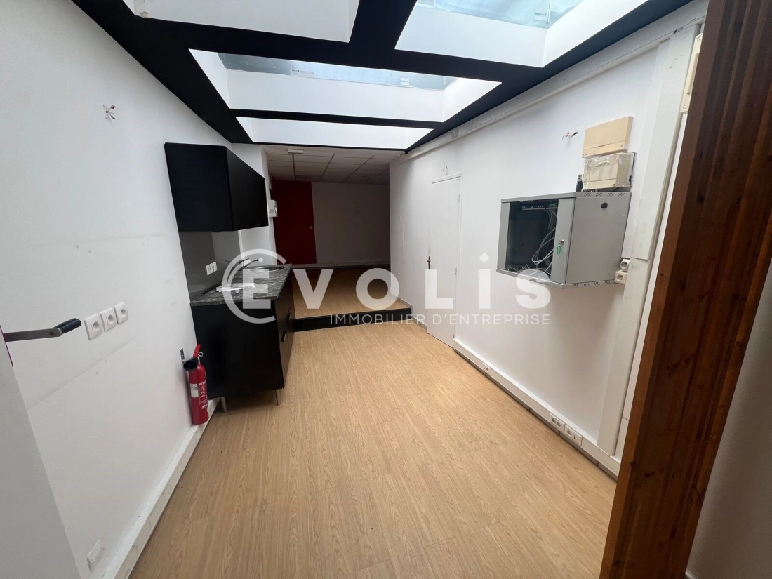Photo 4 – location Locaux commerciaux	MELUN (77000)