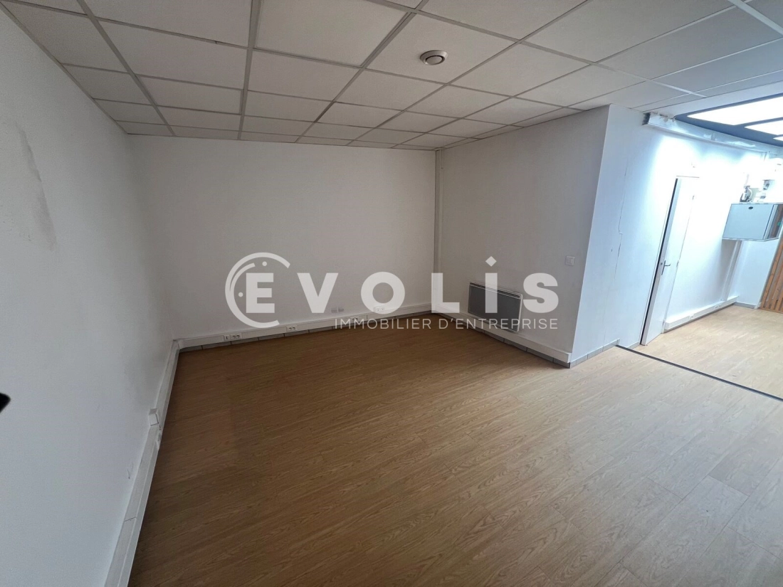 Photo 3 – location Locaux commerciaux	MELUN (77000)