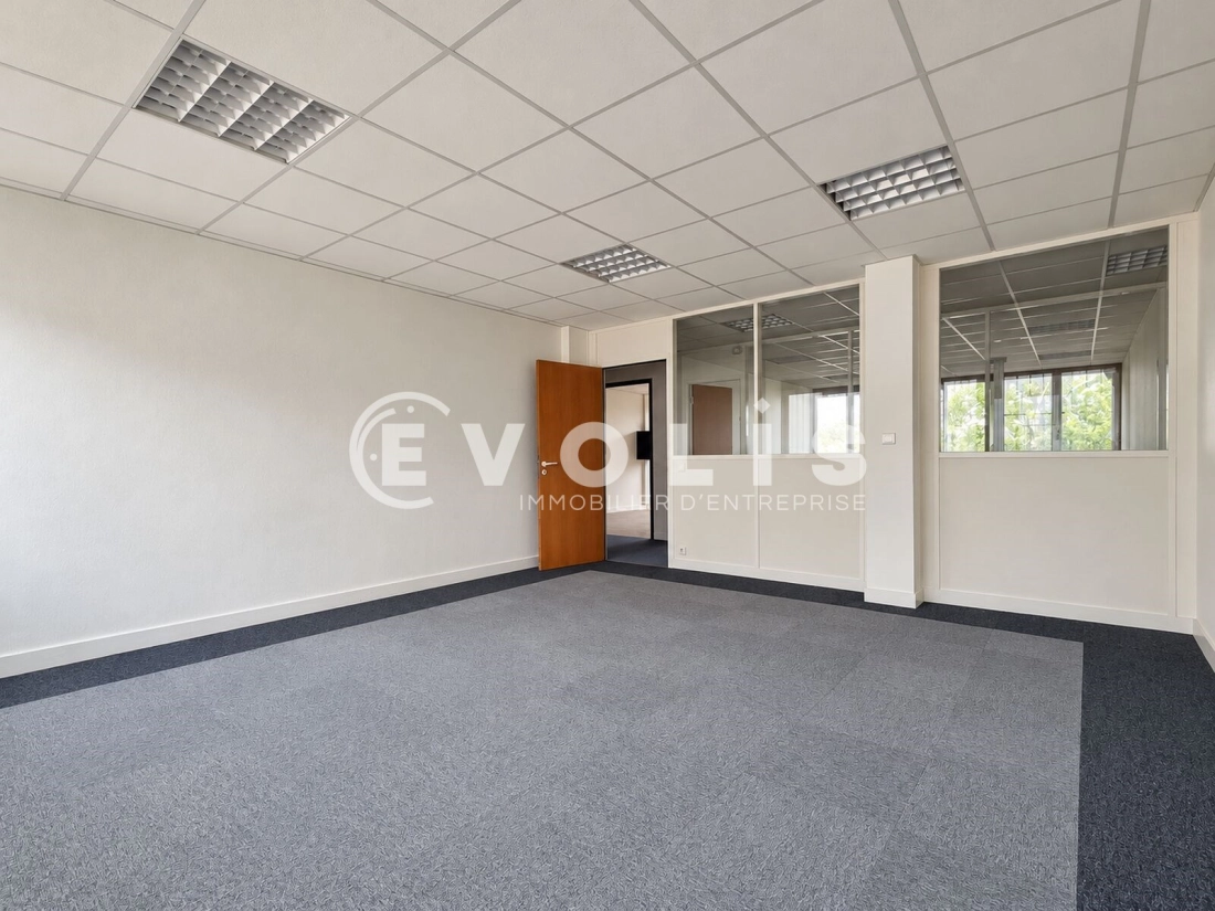 Photo 11 – location bureaux	THIAIS (94320)