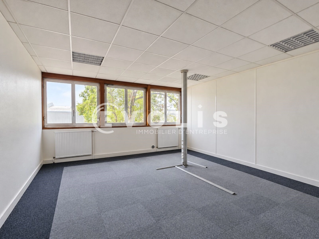 Photo 8 – location bureaux	THIAIS (94320)