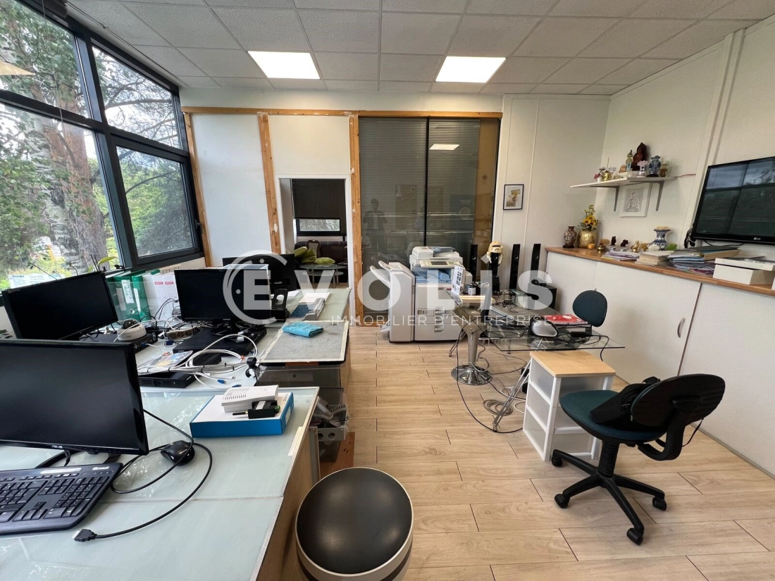 Photo 2 – vente bureaux	LOGNES (77185)