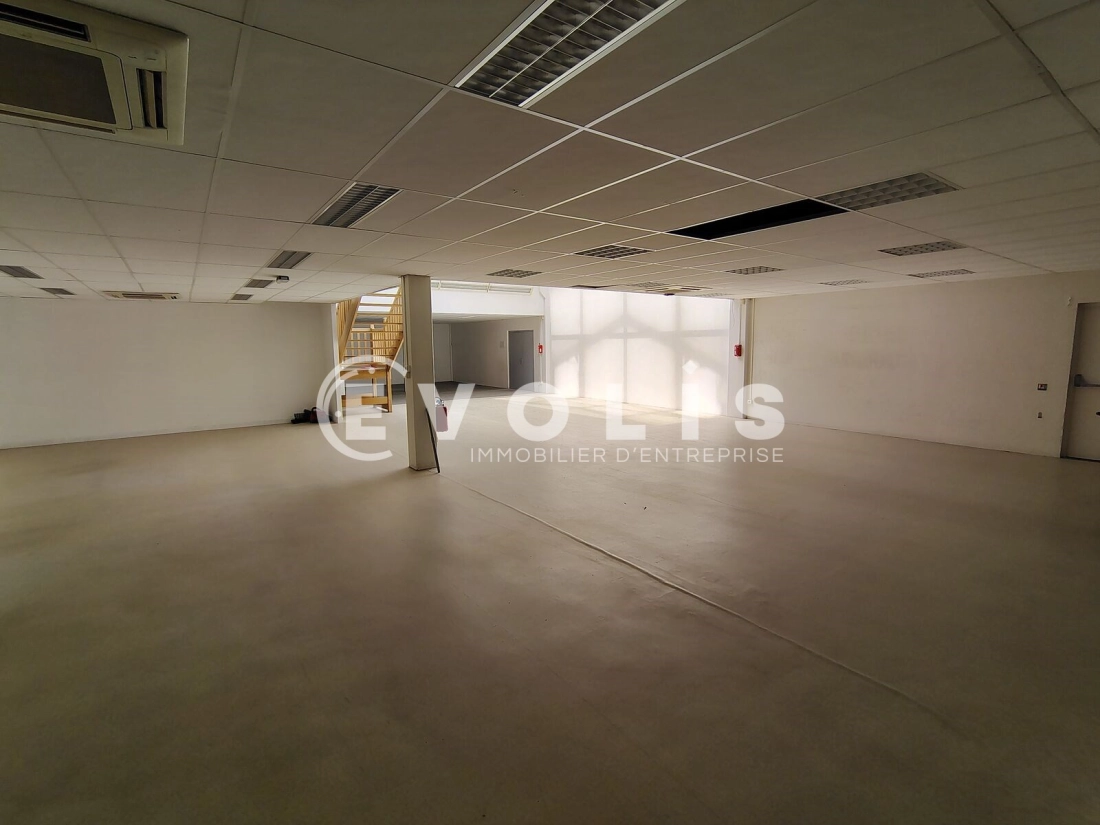 Photo 3 – vente Entrepôts / activités	VILLIERS SUR MARNE (94350)