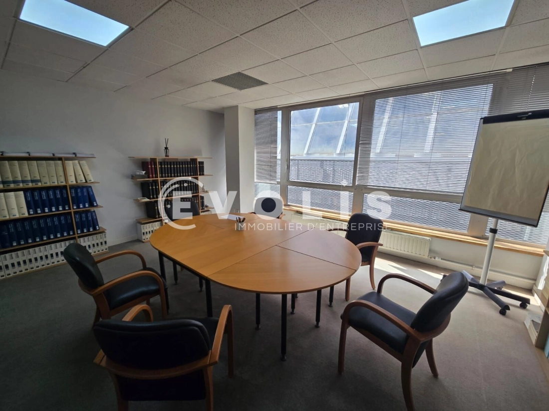 Photo 9 – location bureaux	EVRY COURCOURONNES (91000)