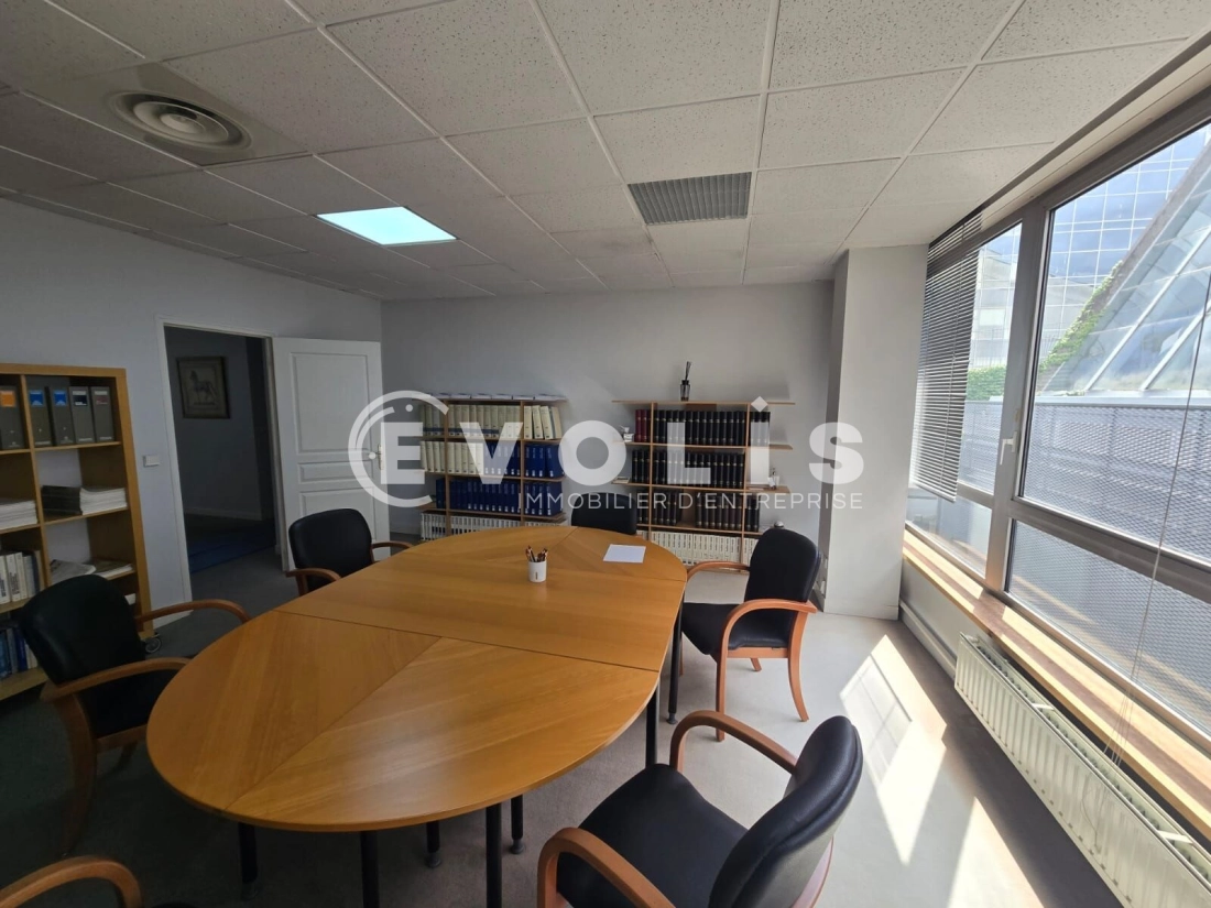 Photo 12 – location bureaux	EVRY COURCOURONNES (91000)