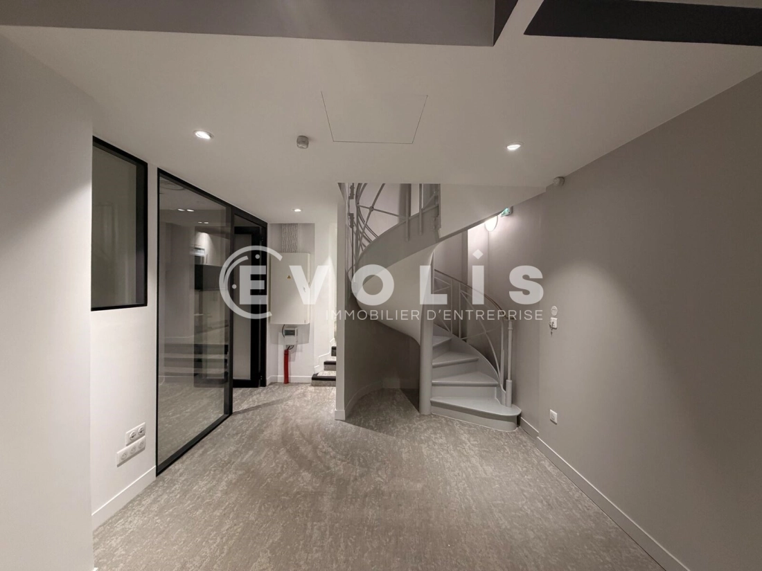 Photo 5 – location bureaux	PARIS (75008)