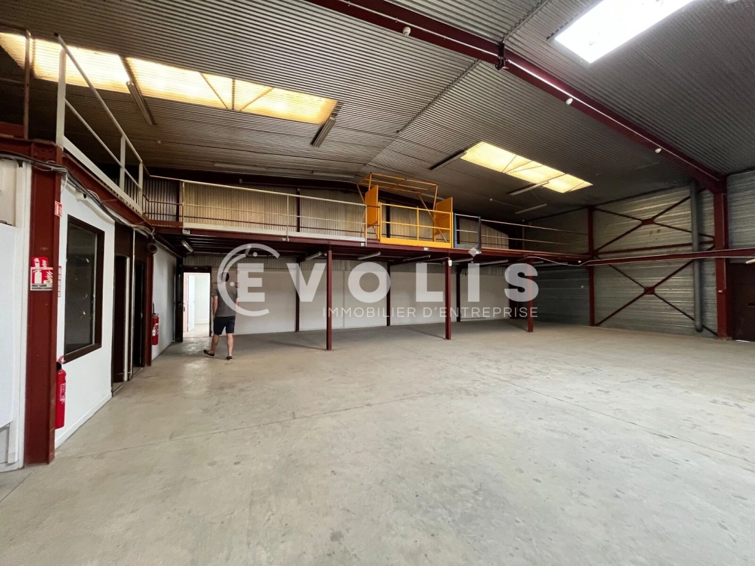 Photo 3 – location Entrepôts / activités	GRADIGNAN (33170)