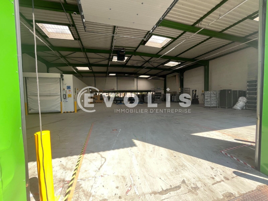 Photo 3 – location Entrepôts / activités	SAINT THIBAULT DES VIGNES (77400)
