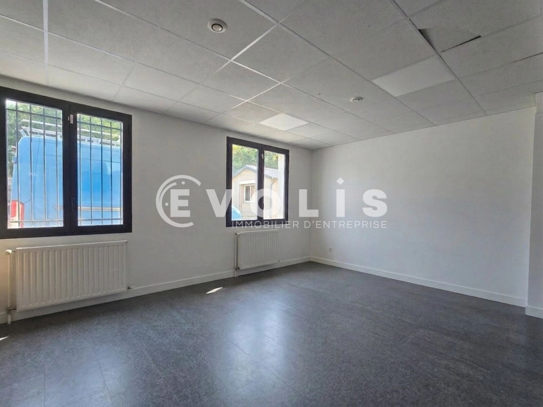 Photo 14 – vente Entrepôts / activités	IVRY SUR SEINE (94200)