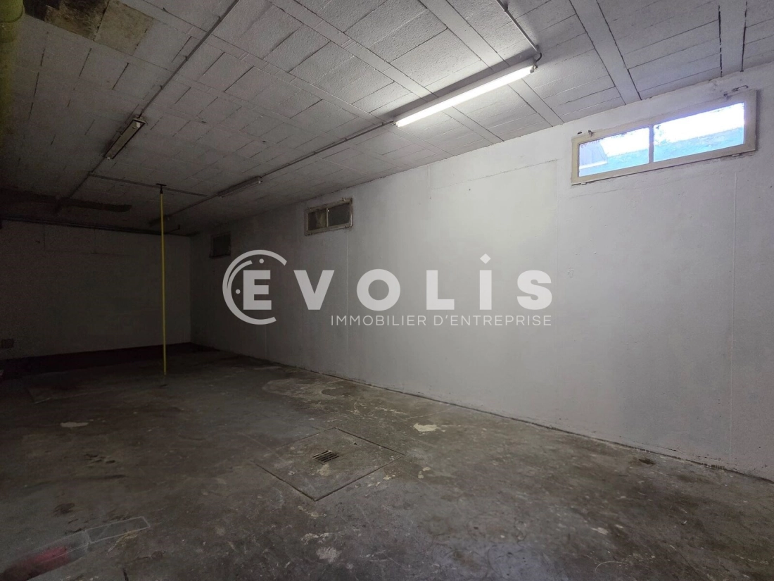Photo 12 – vente Entrepôts / activités	IVRY SUR SEINE (94200)