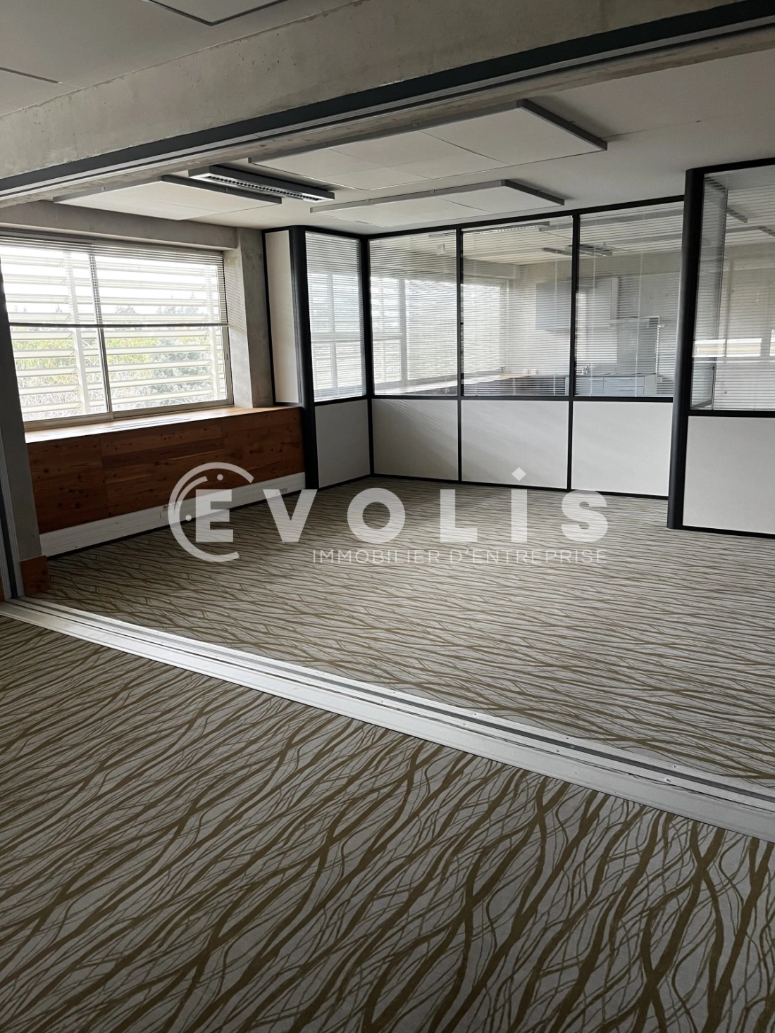 Photo 2 – location bureaux	AVIGNON (84000)