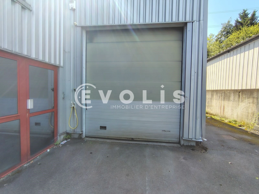 Photo 3 – location Entrepôts / activités	VILLEMOMBLE (93250)