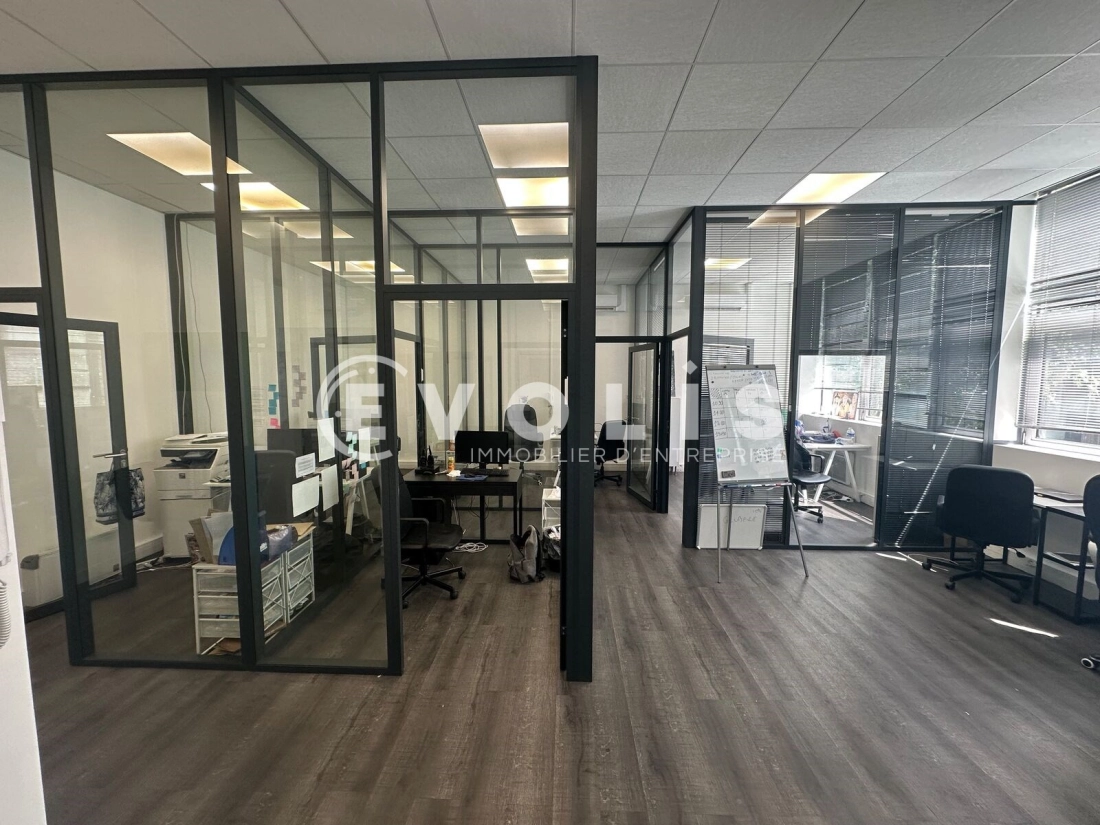 Photo 1 – location bureaux	MONTREUIL (93100)