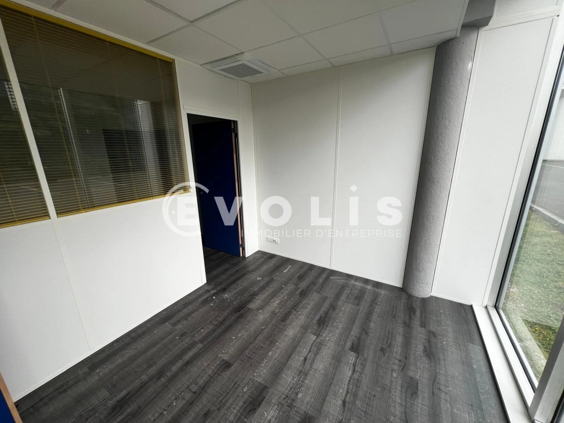 Photo 12 – location bureaux	EVRY COURCOURONNES (91000)