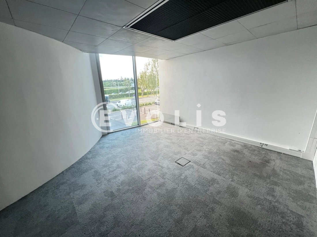 Photo 15 – location bureaux	EVRY COURCOURONNES (91000)
