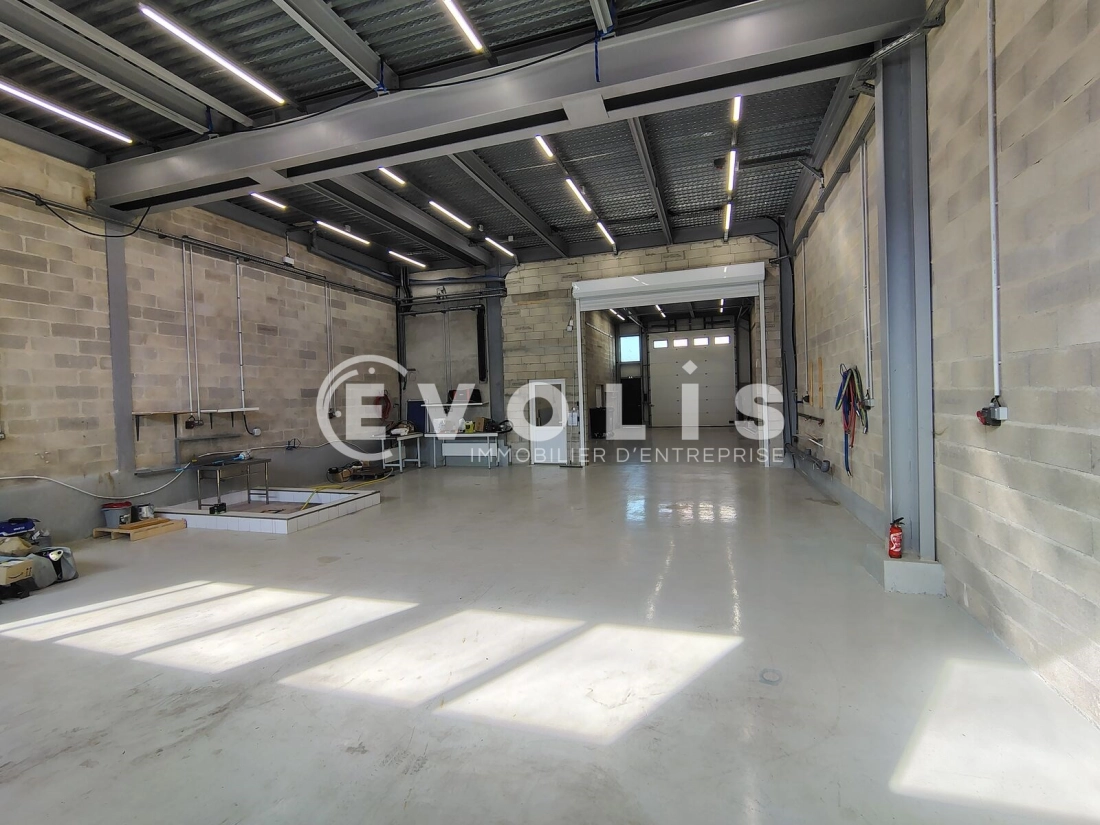 Photo 3 – location Entrepôts / activités	BRY SUR MARNE (94360)