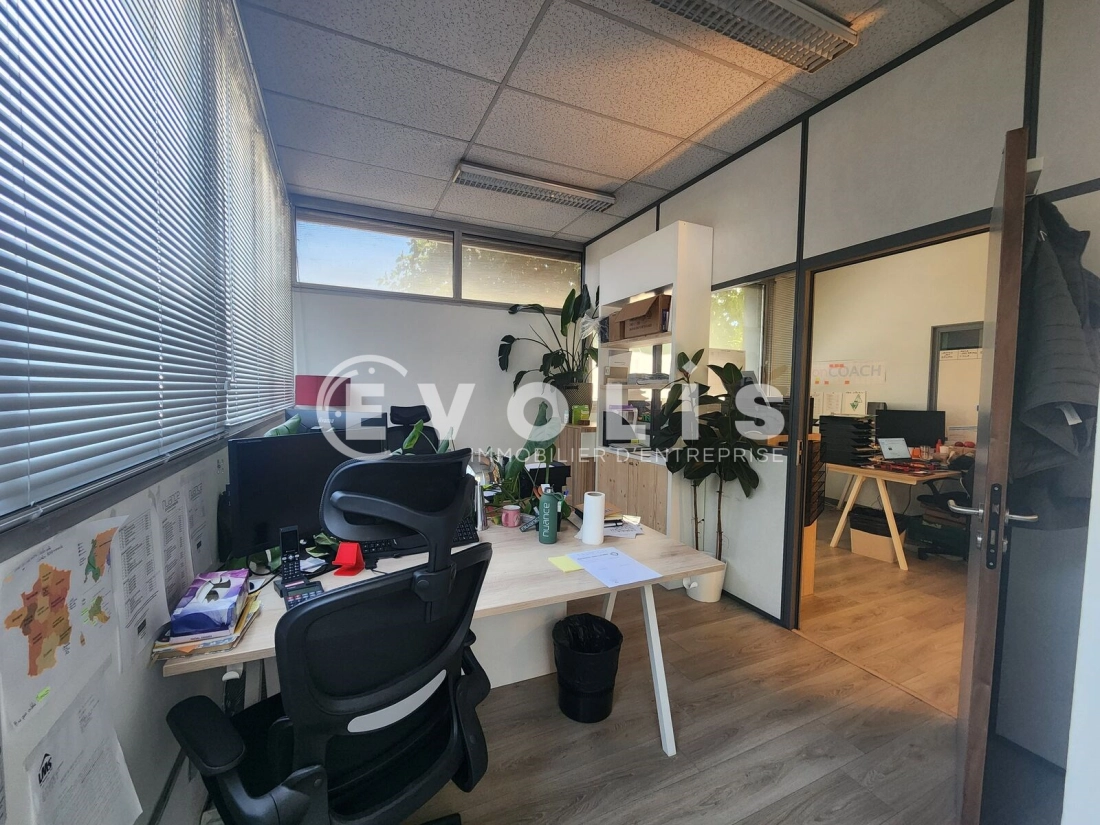 Photo 4 – location Entrepôts / activités	VIENNE (38200)